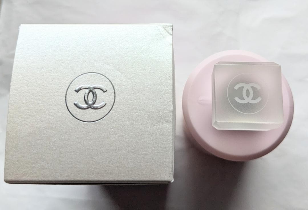 週末限定お値下げ中！CHANEL CHANCE ボディシャンプー・乳液2本セット