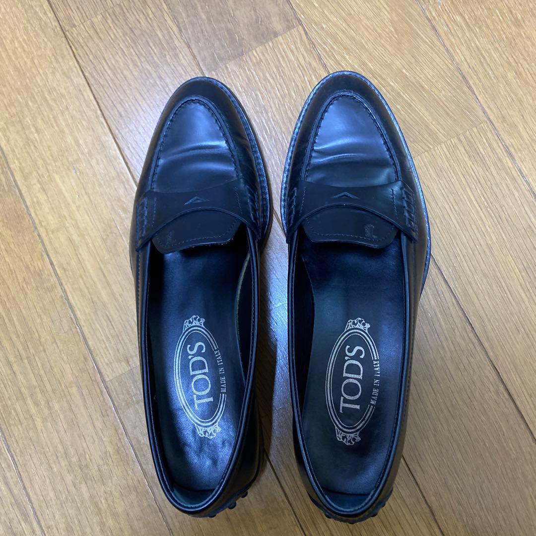 TOD'S ブラック ローファー 37