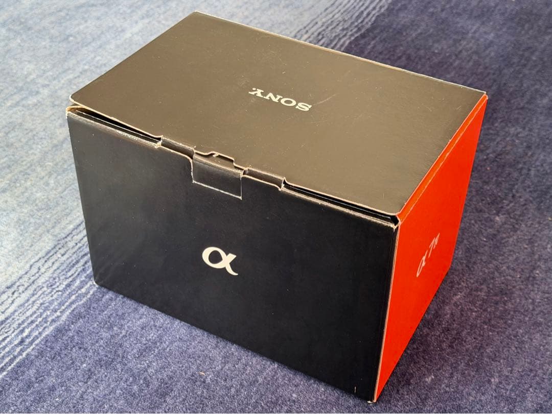 美品　ソニー　ミラーレスデジタル一眼カメラ　α7 IV ILCE-7M4K