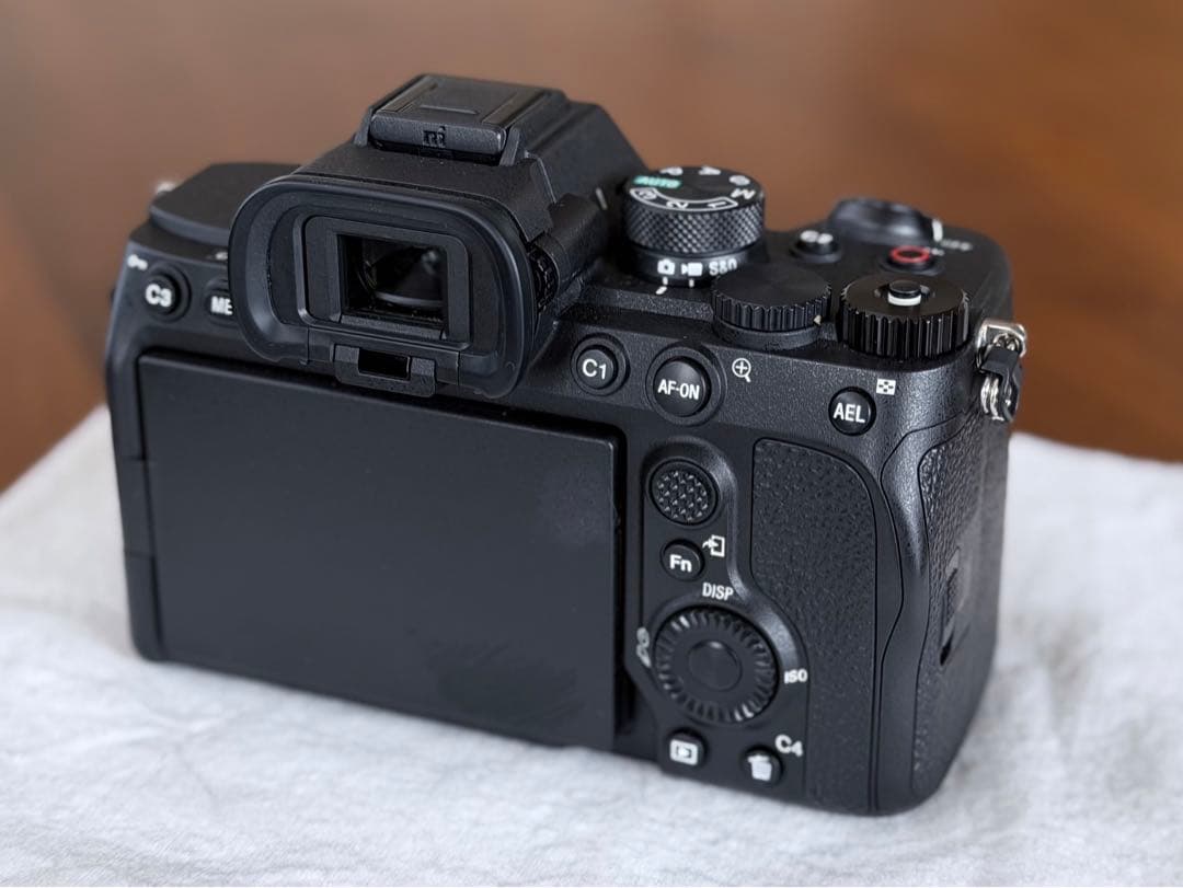 美品　ソニー　ミラーレスデジタル一眼カメラ　α7 IV ILCE-7M4K