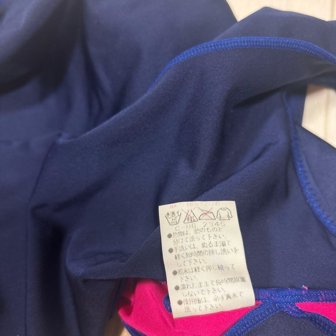 コ*キ様 アシックス競泳水着　紺色×ピンク　サイズM