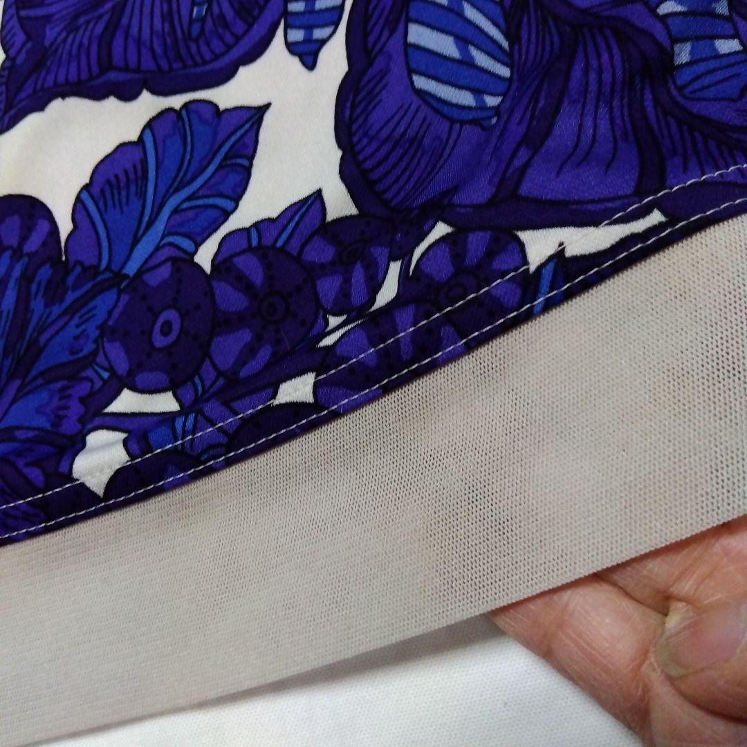 トクコの鮮やか花柄チュニック