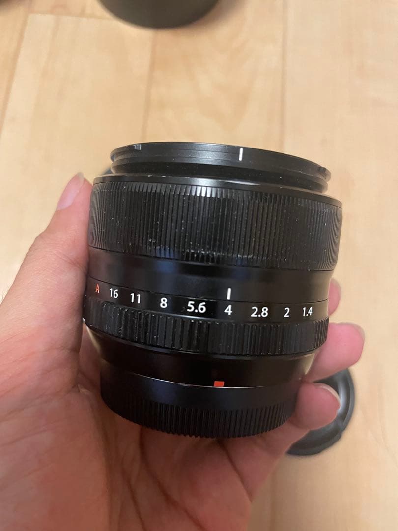 フジノン　xf35mmf1.4 r レンズフード付き