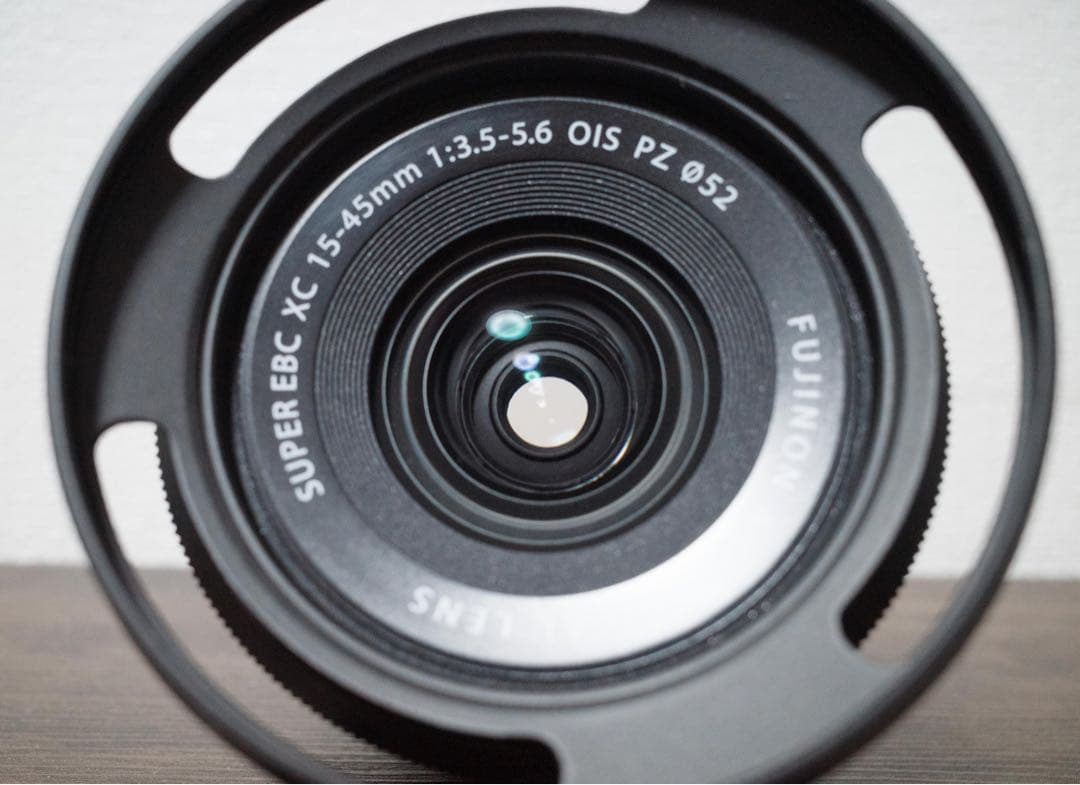 Fujifilm XC15-45mm F3.5-5.6 OIS PZ フード付き