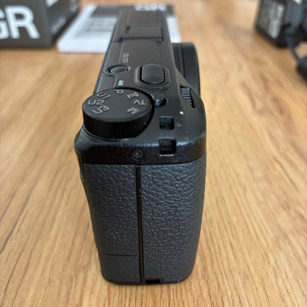 RICOH GRiiix 5年保証　バッテリー×2