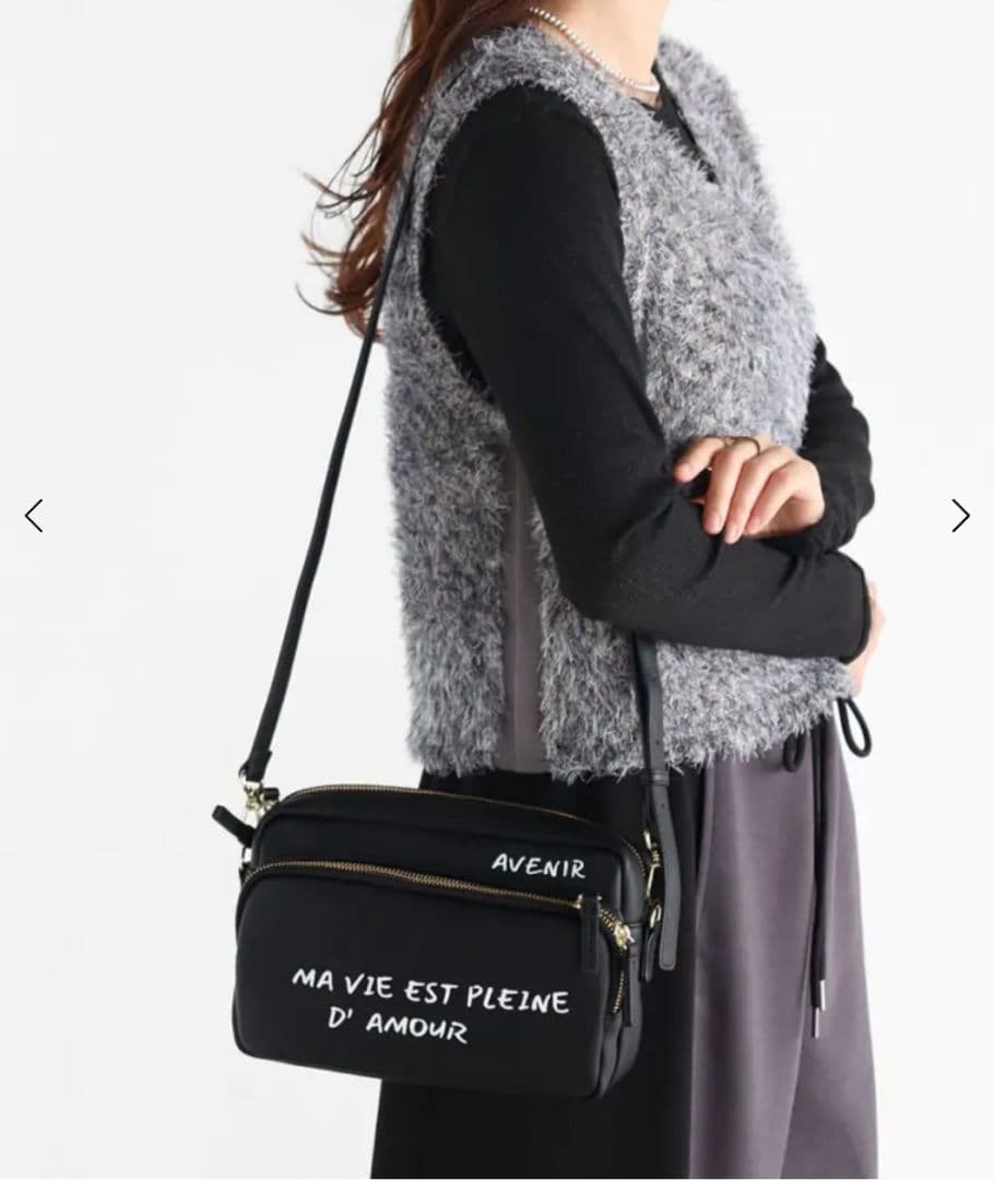 Vin　メッセージプリントスクエアショルダーバッグ