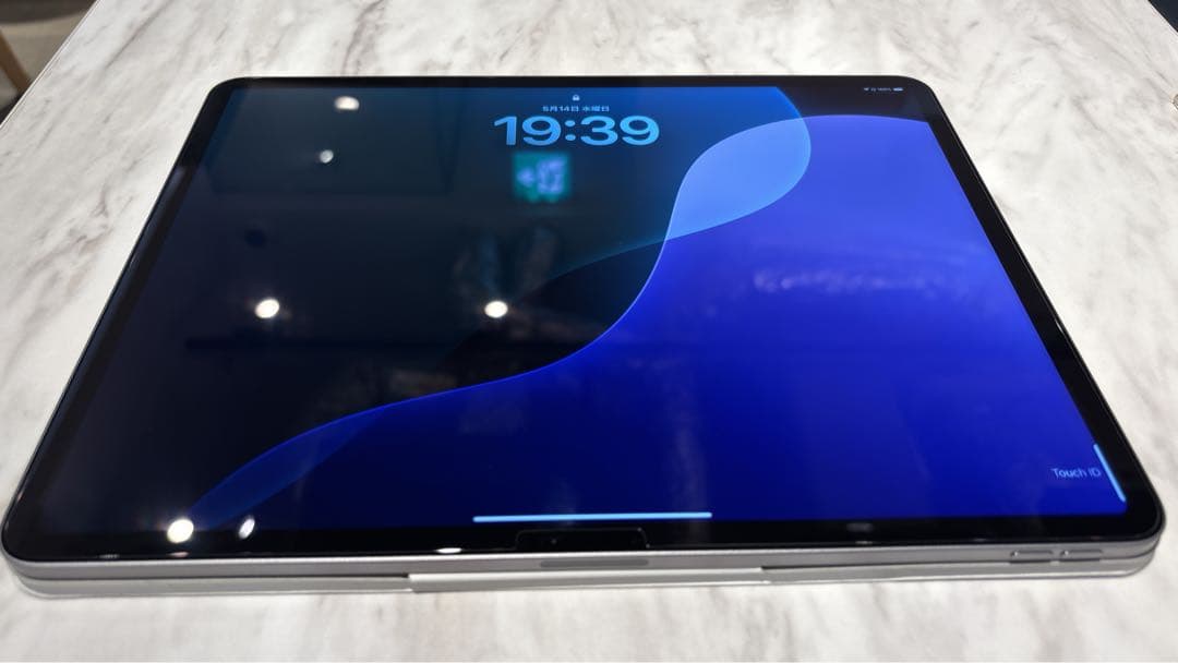 iPad Air (M2) 13インチ 128GB wifi スペースグレー