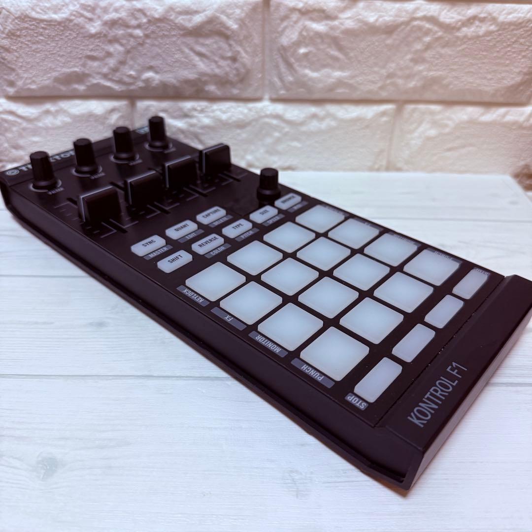 【人気品】TRAKTOR KONTROL F1 DJリミックスコントローラー