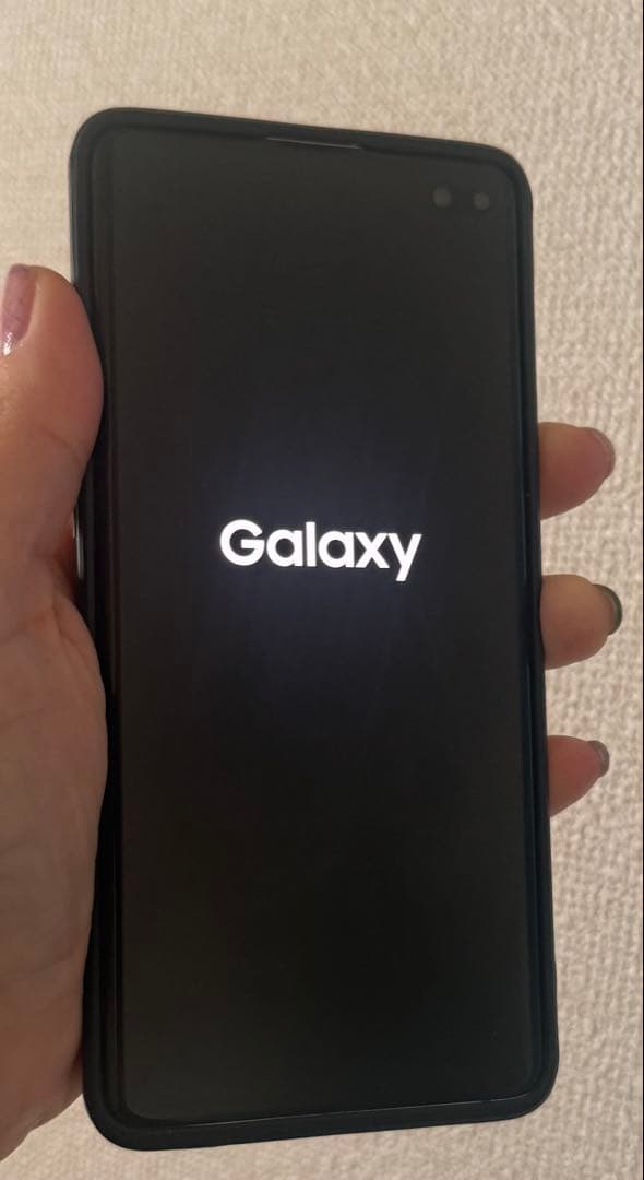 スマートフォン本体 Galaxys10+ 8GB/128GB