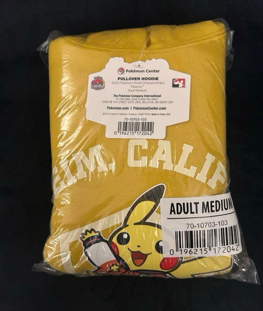 wcs2025 アナハイム限定　ピカチュウ　トレーナー　Mサイズ