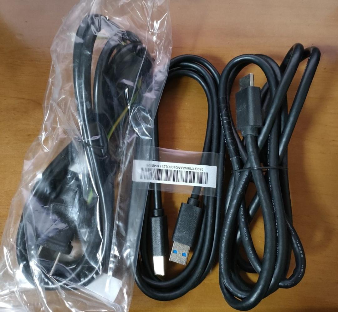 DELL Dell S3221QS 31.5インチ 曲面 4K モニター