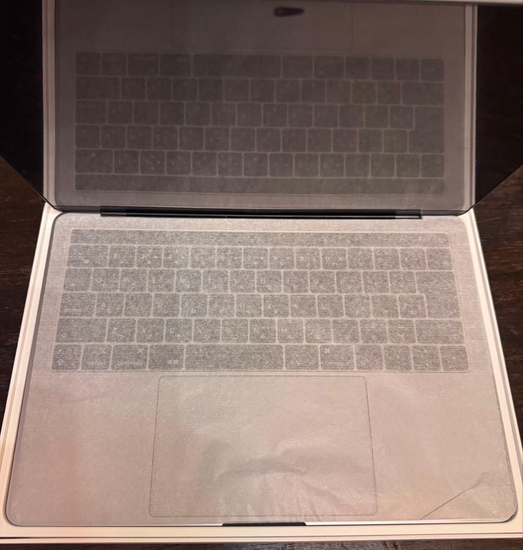 美品 アップルMacBook Pro 13インチ 512GB タッチバー