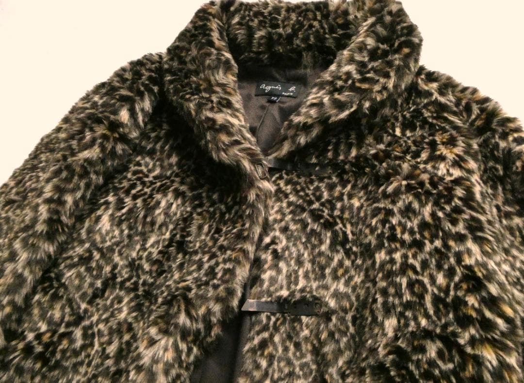 agnes b. アニエスベー　レオパード柄 フェイクファーコート