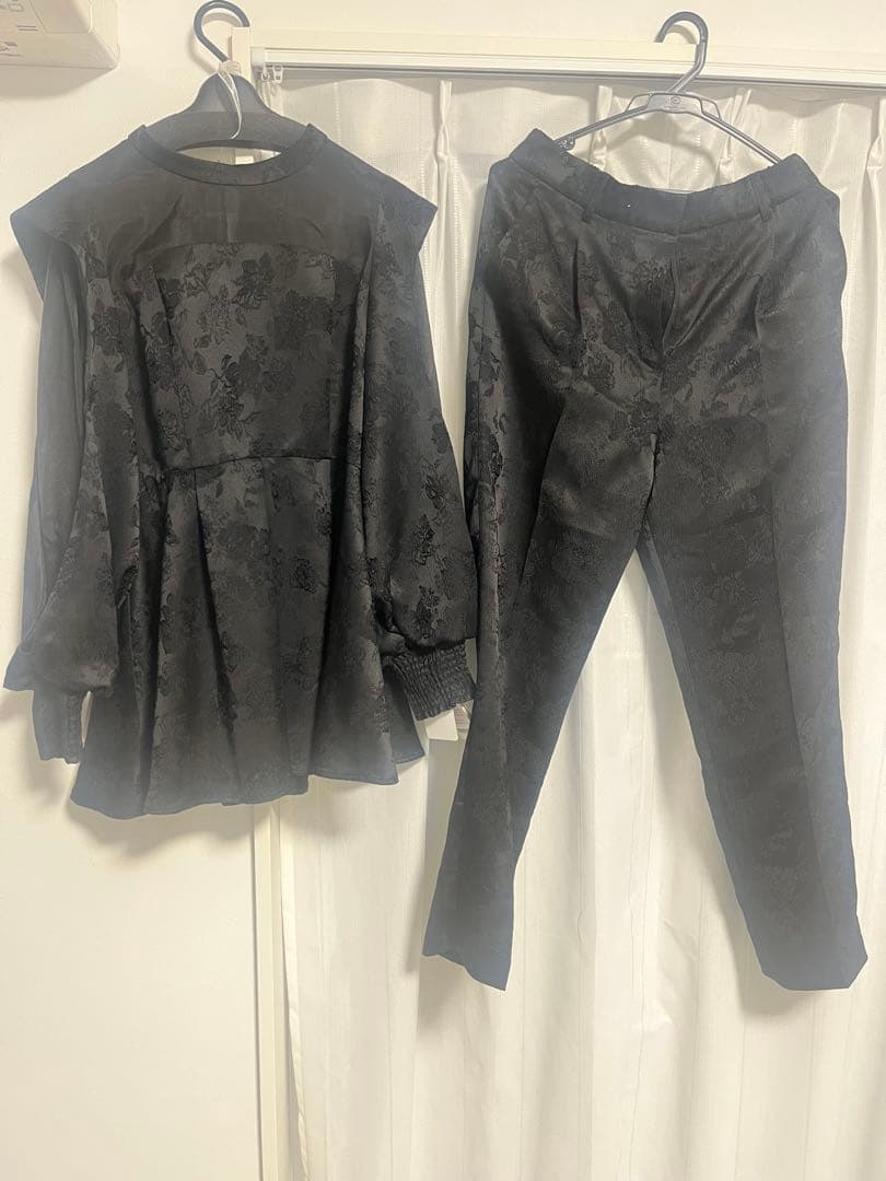 【未使用品】シースルーブラックパーティードレス