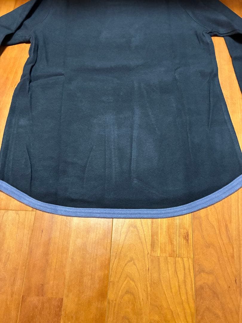 Coro　シロヤイチガンクルーネック　長袖カットソー　インナーMサイズ　④