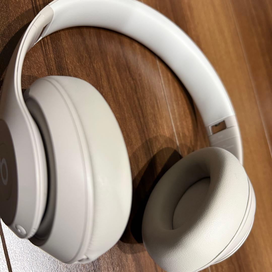 専用　beats studio pro ワイヤレスヘッドホン