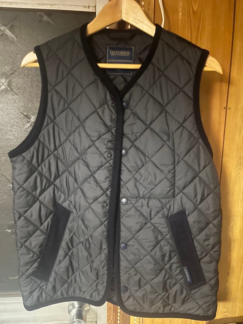 LAVENHAM ブラック キルティングベスト M