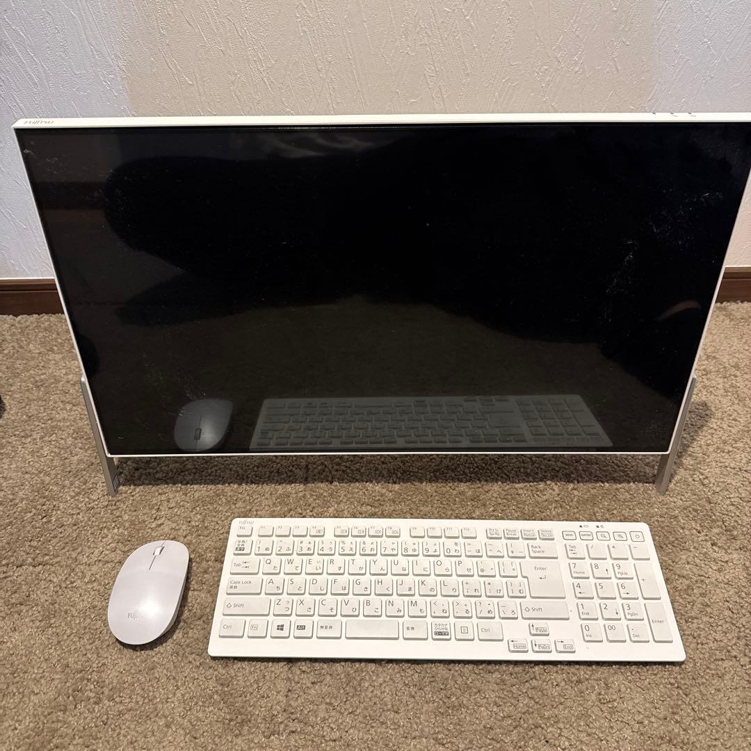 Fujitsu デスクトップ一体型 ESPRIMO FH70 D3