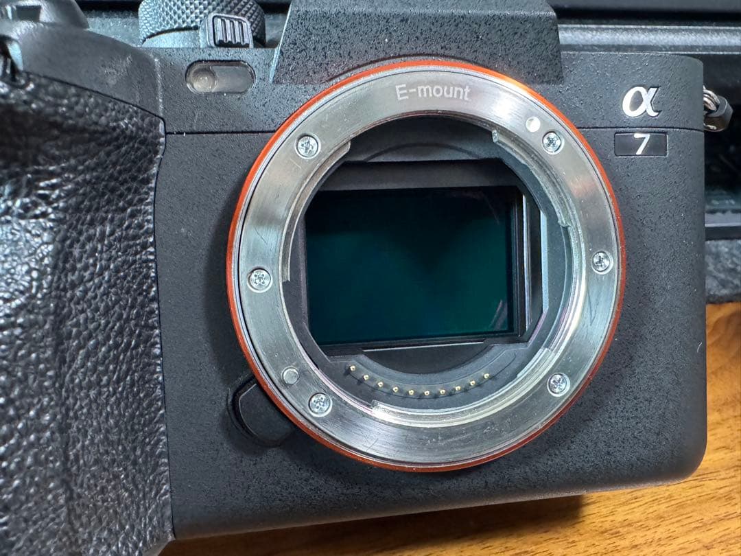 【値下】SONY α7Ⅳ ミラーレスカメラ 本体