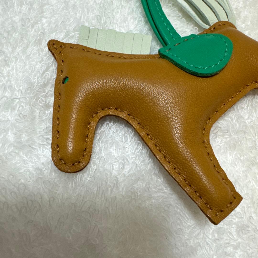 エルメス ロデオ PM チャーム