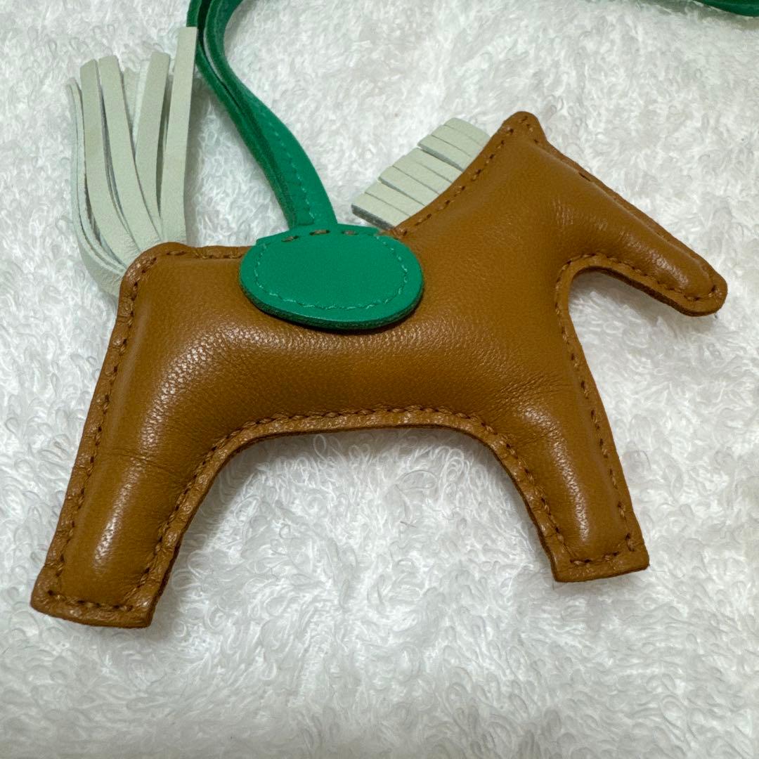 エルメス ロデオ PM チャーム