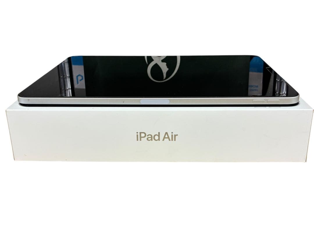 iPad Air 第4世代256GB シルバー MYFW2J / A Wi-Fi