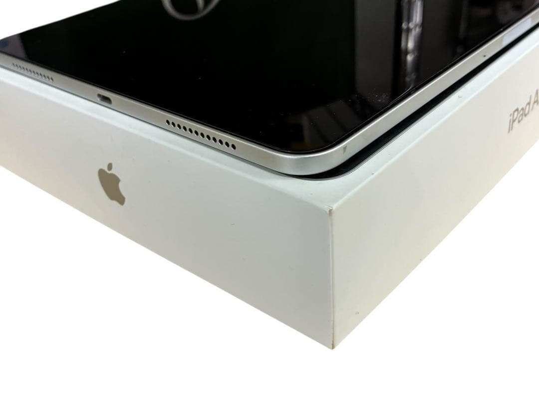 iPad Air 第4世代256GB シルバー MYFW2J / A Wi-Fi