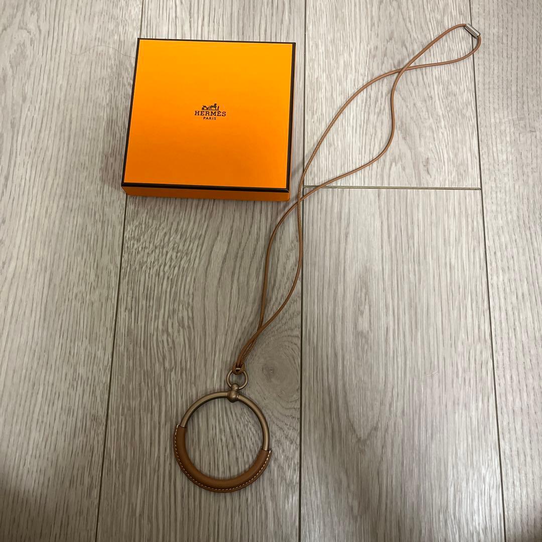 エルメス　ループ　ペンダント