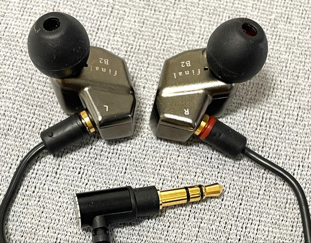 final B2 1BAイヤホン 美品
