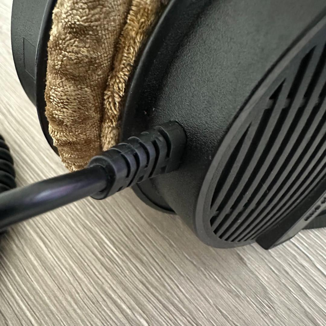 Beyerdynamic DT 990 PRO 250Ω 有線ヘッドホン
