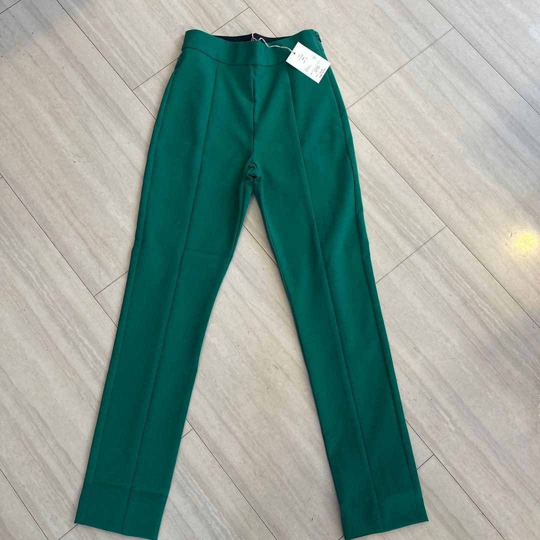 新品未使用タグ付　TSURU By MARIKO OIKAWA パンツ