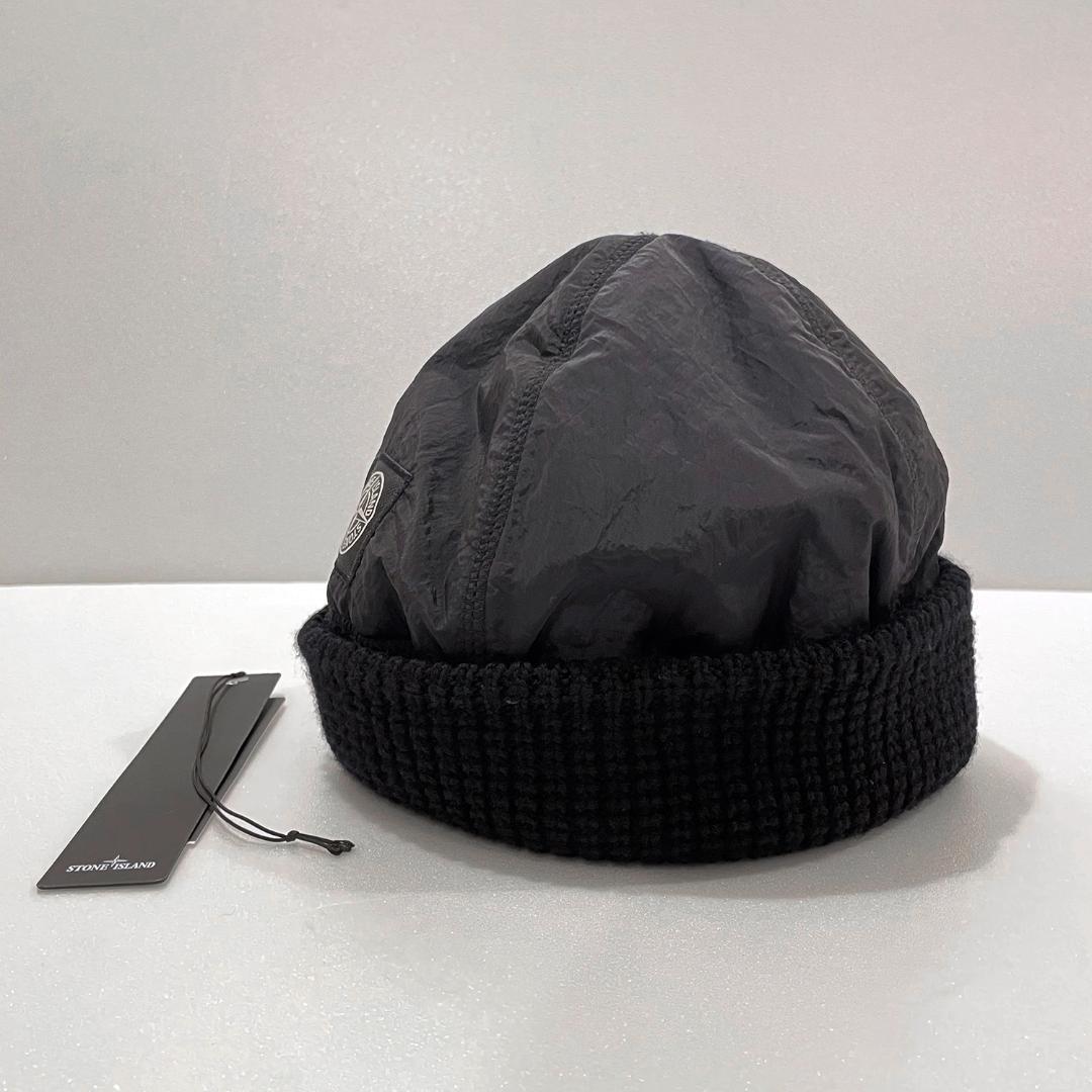 STONE  ストーンアイランド ニットキャップ ニット帽 ビーニー