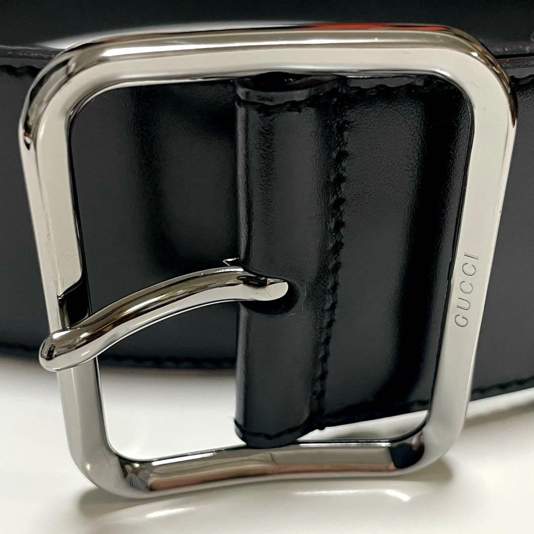 グッチ レザーベルト シルバーバックル スムースカーフ ブラック（90）