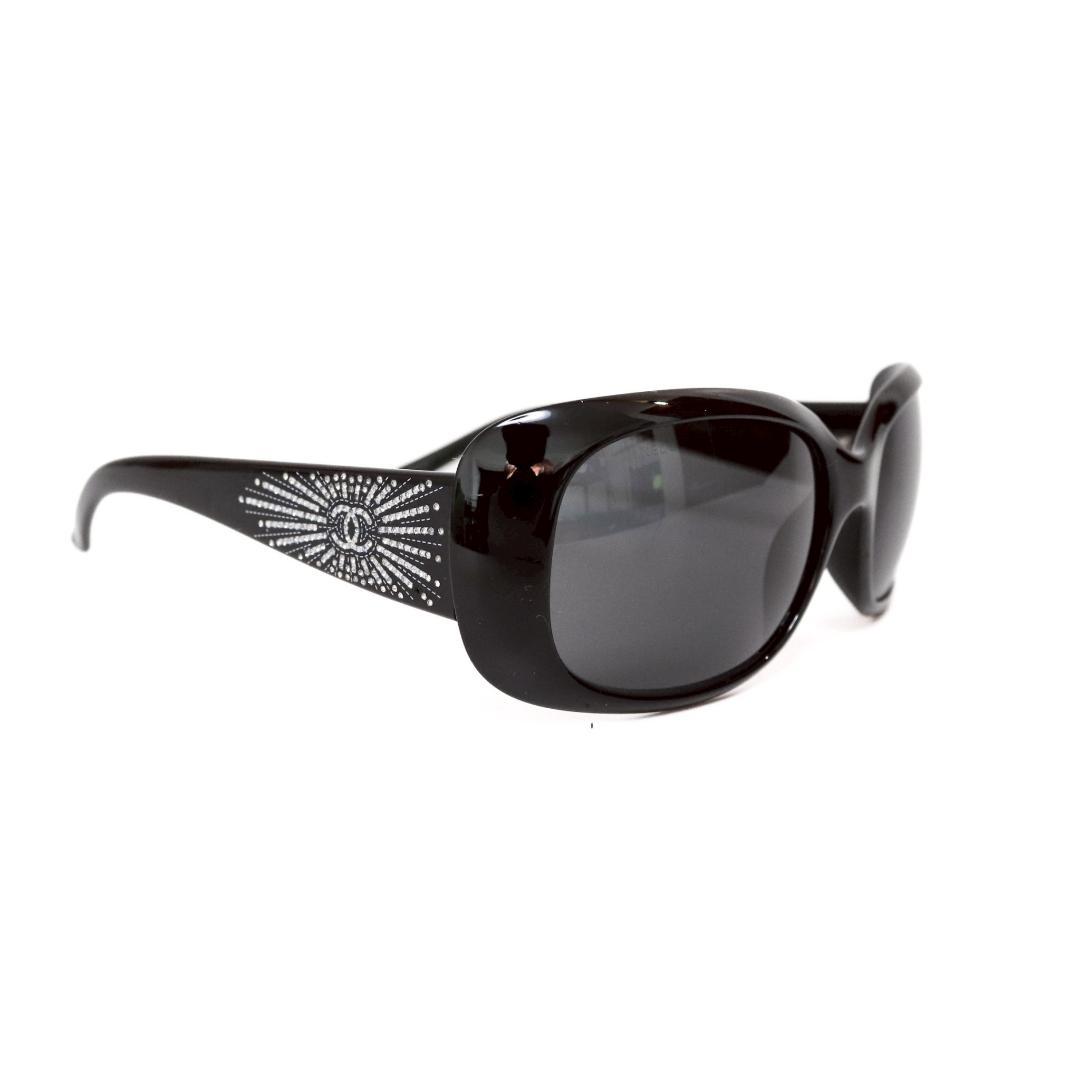 美品 CHANEL ラインストーンサングラス 黒 6026-B d09