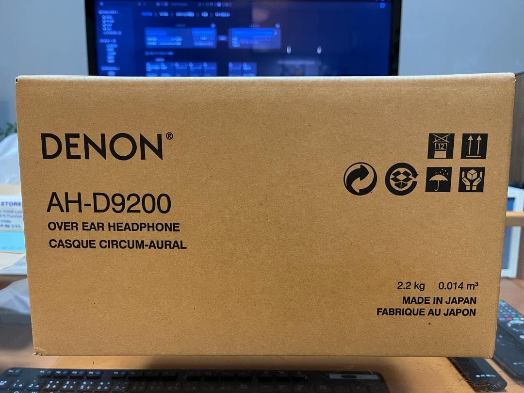 デノン Denon AH-D9200 ヘッドフォン　【新品同様】