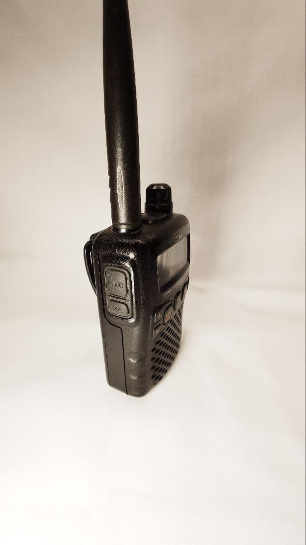 ICOM 広帯域受信機 IC-R5