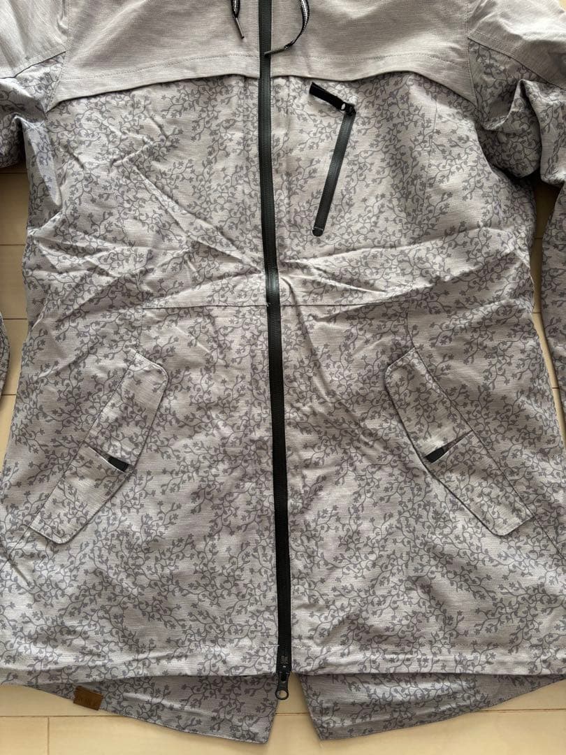 スキーウェア・スノーボードウェア　レディース　ロキシー