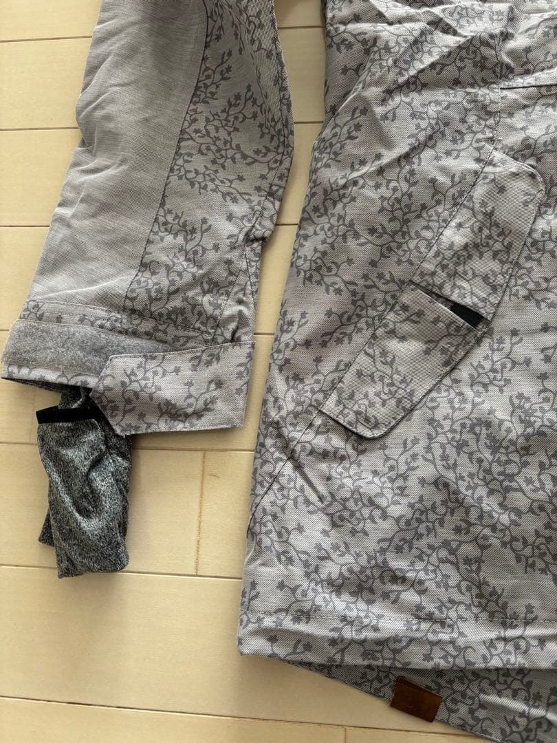 スキーウェア・スノーボードウェア　レディース　ロキシー