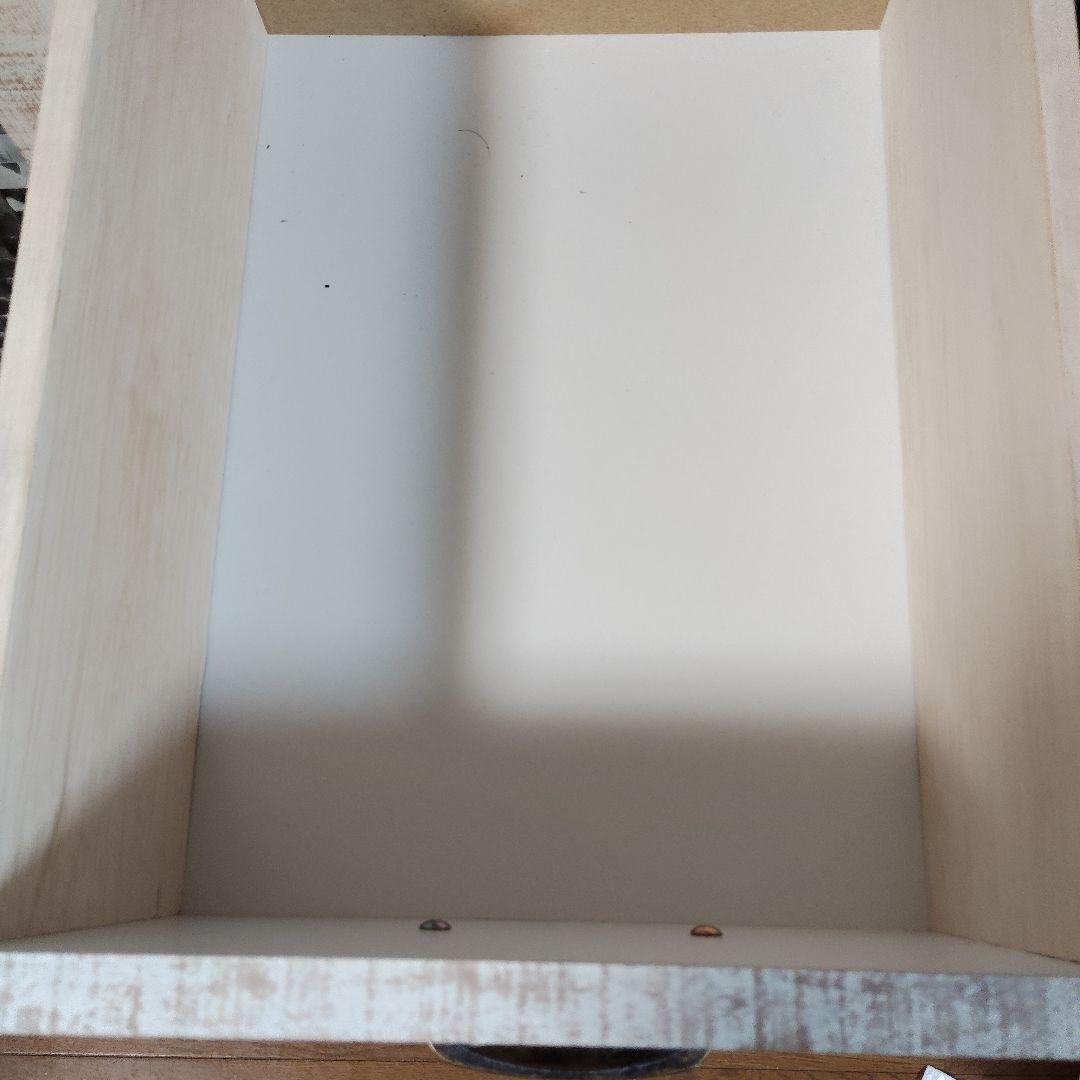 木製食器棚 ホワイトとブラウン 収納力抜群