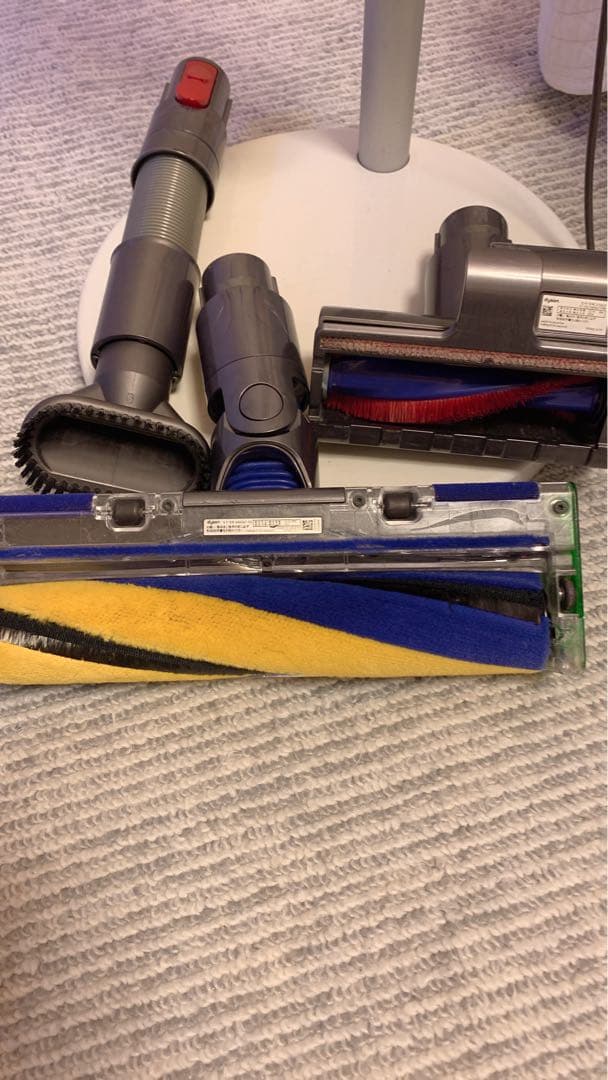 掃除機・クリーナー dyson digital slim fluffy SV18