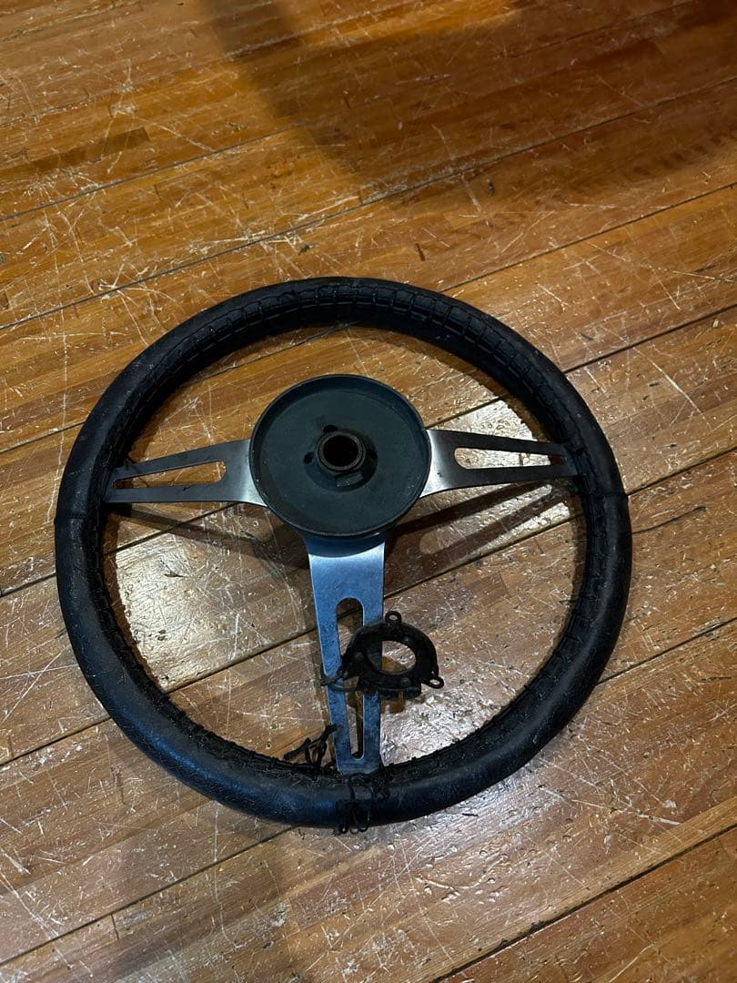 Vintage Ecstasy 1970 Buick GSX ステアリング