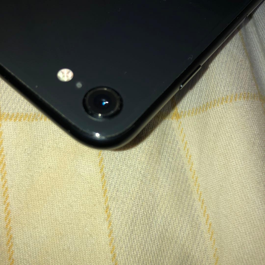 （ジャンク）iPhonese 第２世代　画面見れない