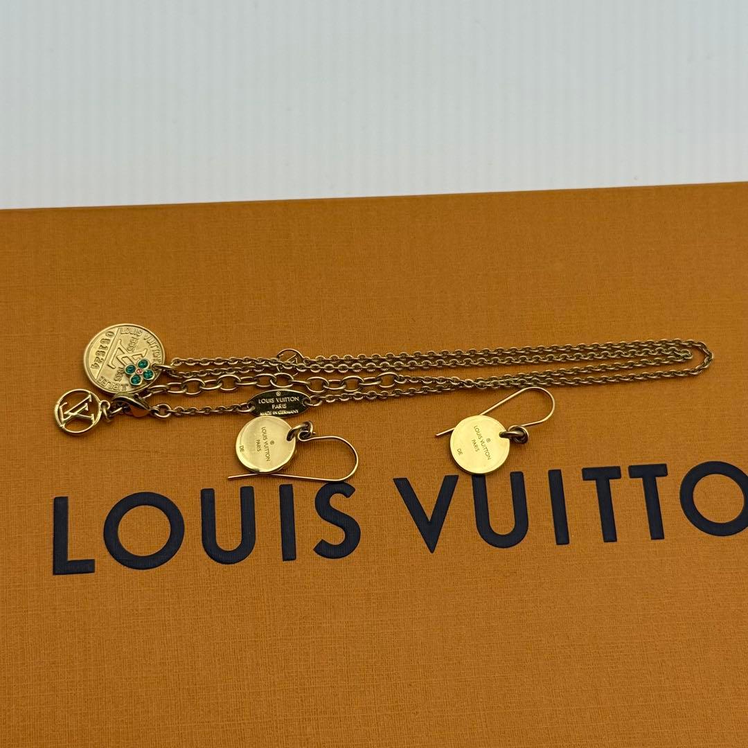 たかし　超希少　ルイヴィトン　メダル　ネックレス　ゴールド　イヤリング