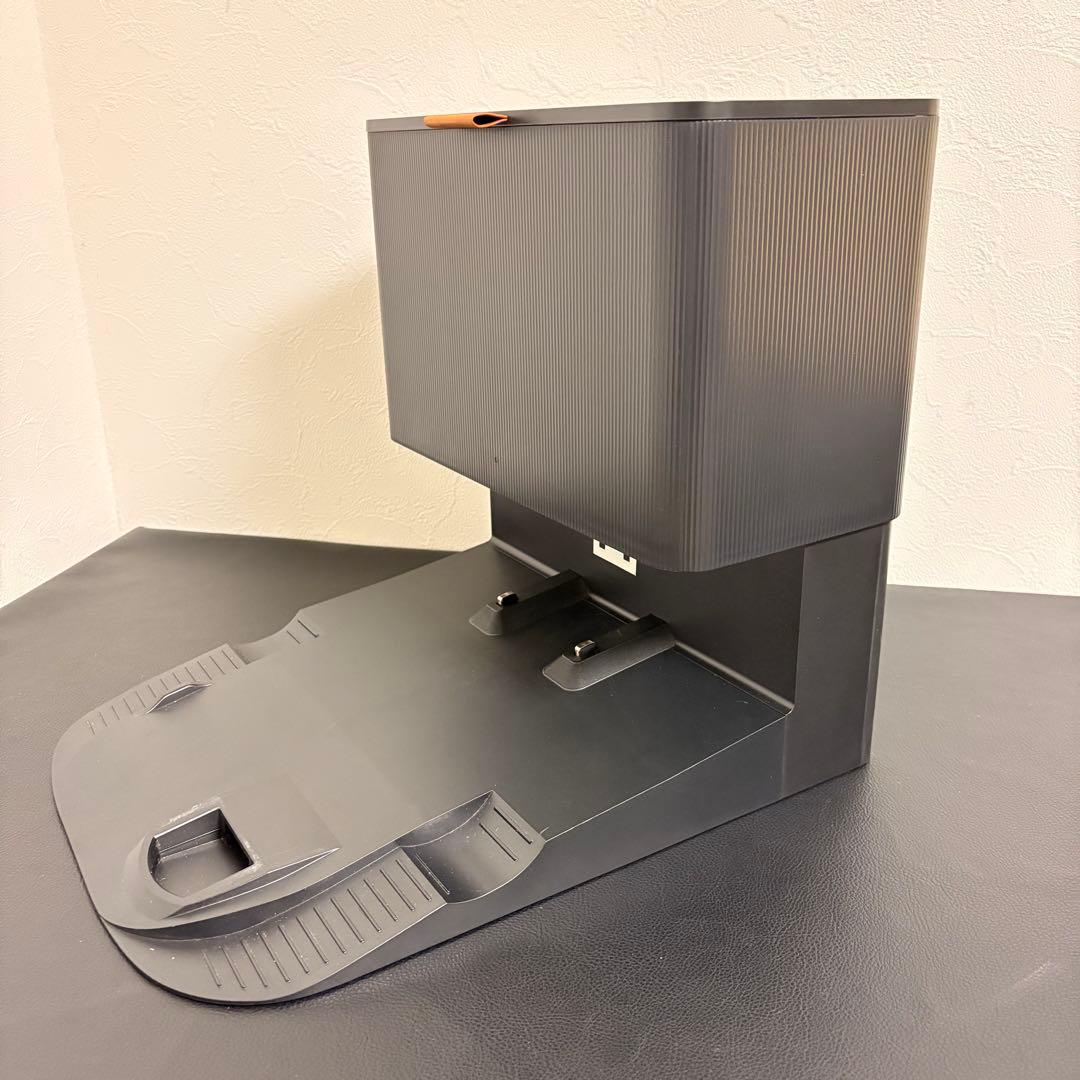 【通電OK／現状品】 Roomba j7+ ルンバロボット掃除機+クリーンベース