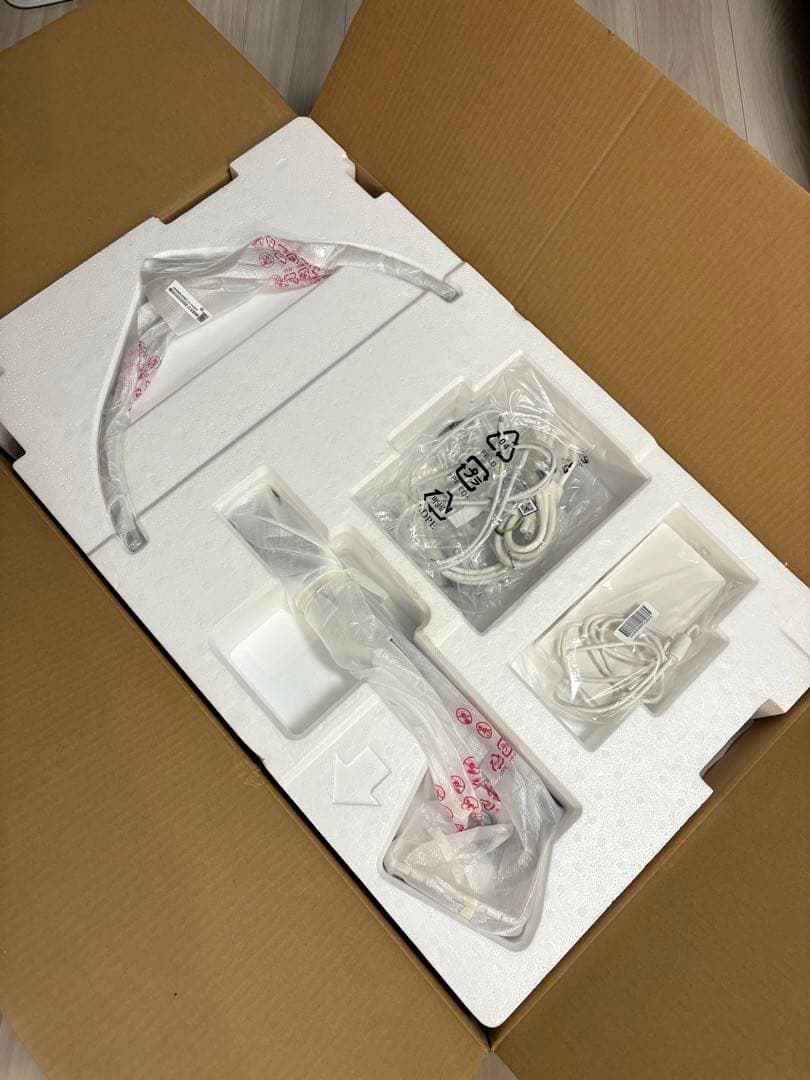 LG 32UQ750-W ゲーミング モニター 31.5インチ 4K 144Hz