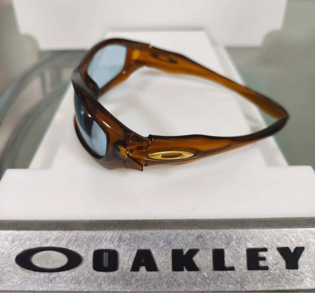 Oakley Monster Dog オークリーモンスタードッグ