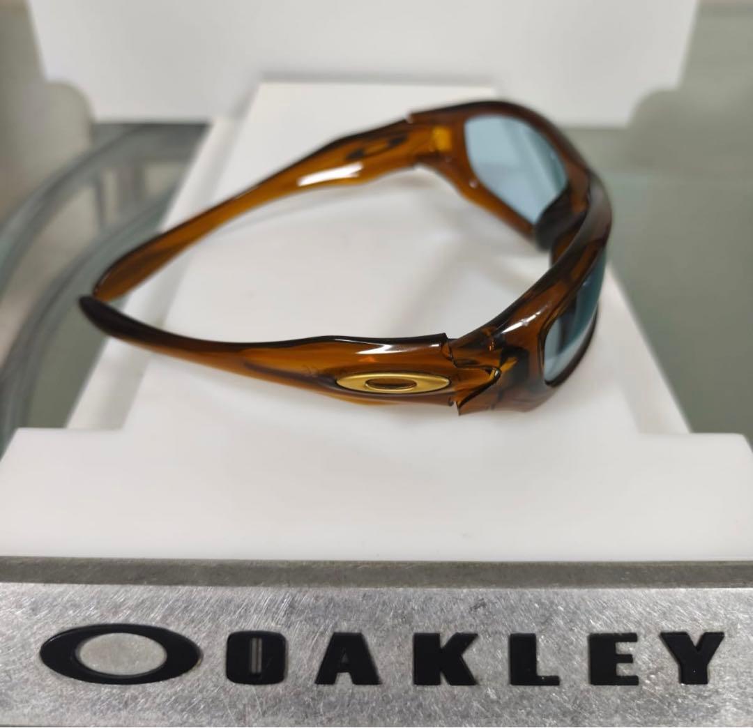 Oakley Monster Dog オークリーモンスタードッグ