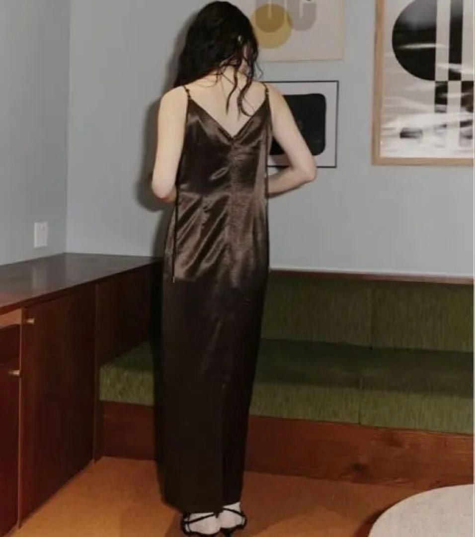 ✨新作/新品✨ANDRESD satin dressブラウン