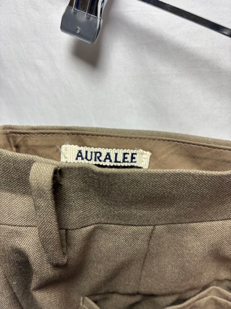 AURALEE ベージュ スラックス
