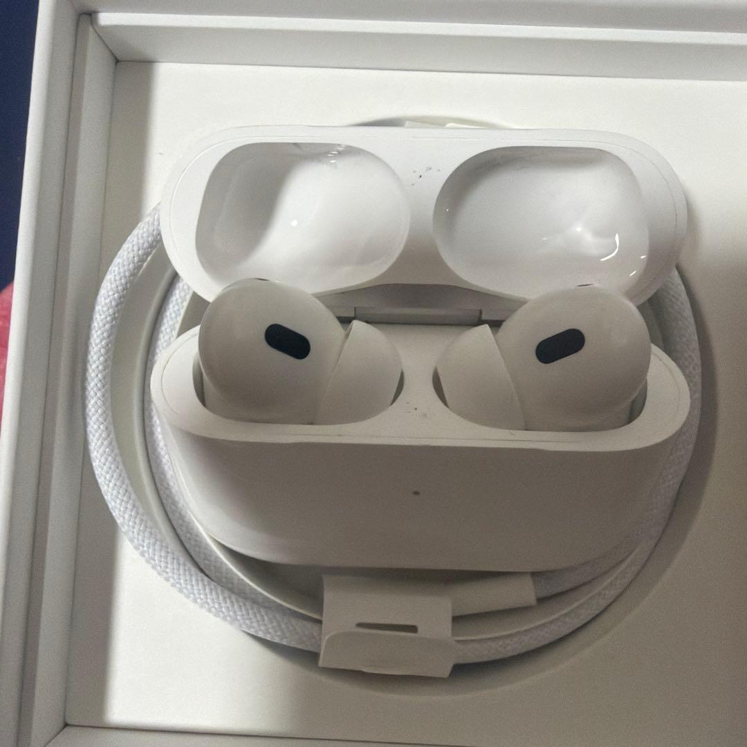 AirPods Pro (第2世代) MagSafe充電ケース付き